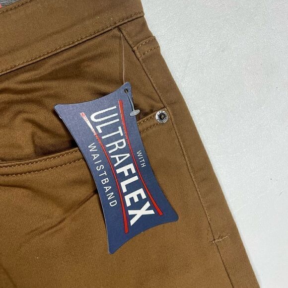 Izod | NWT Colored Comfort Stretch Jeans with Ultra-Flex Waistband Bootcut Jeans - Picture 2 of 6